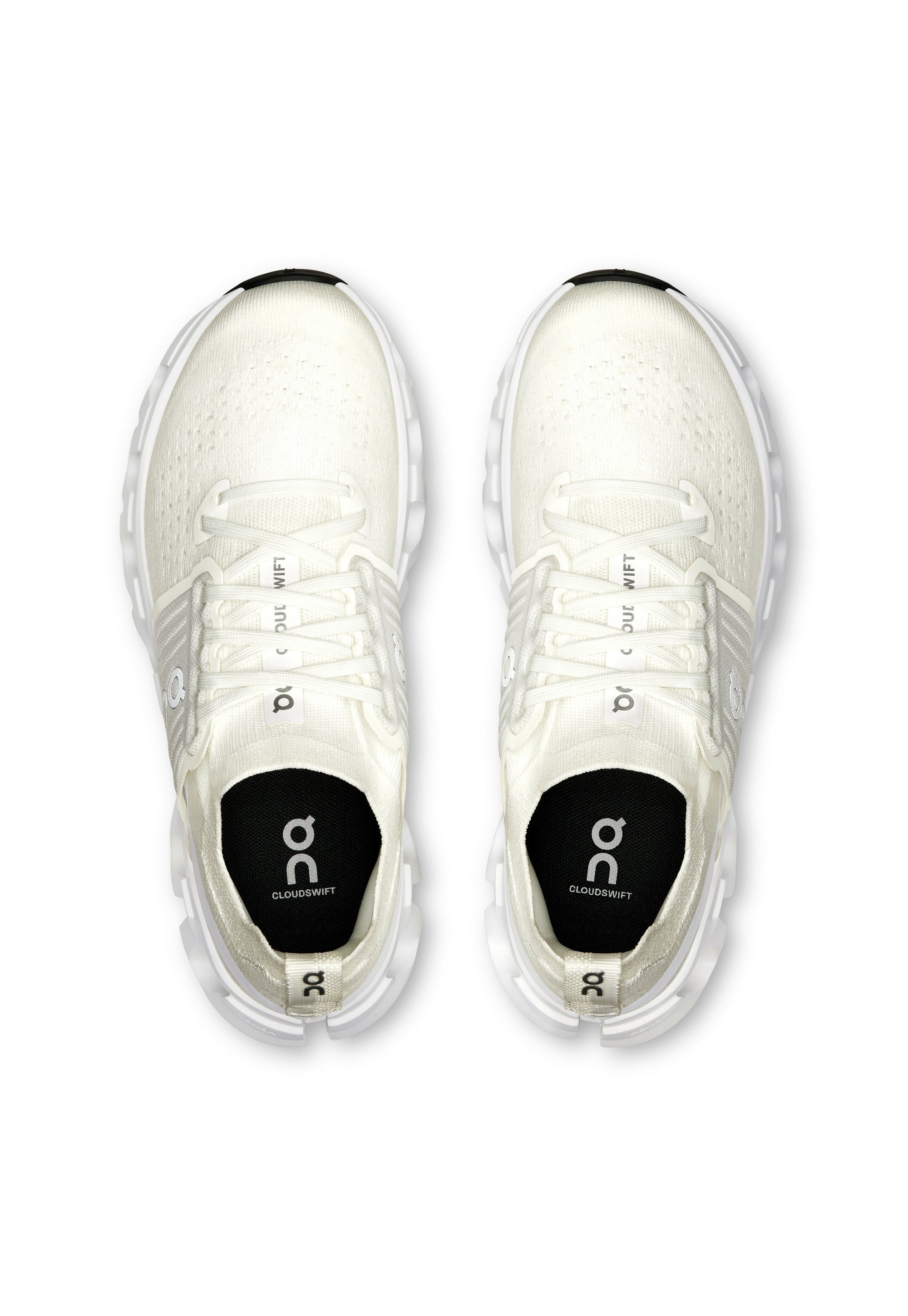 On CLOUDSWIFT 4 - Hardloopschoenen voor op de weg - wit wit