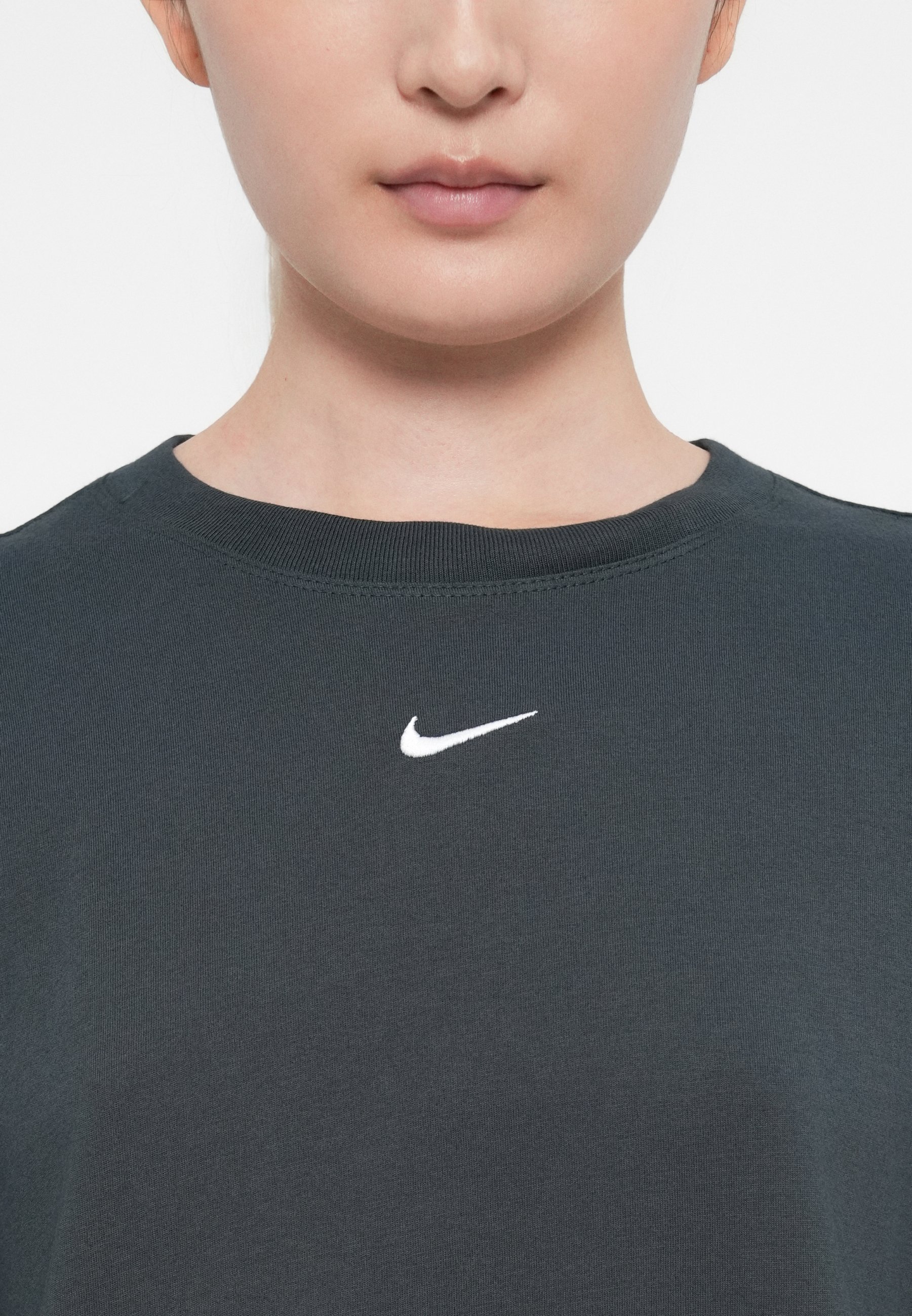 Nike sportiniai marškinėliai