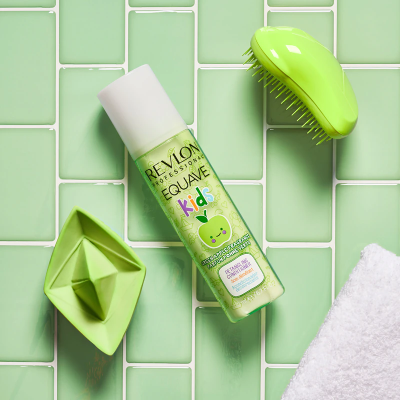 Revlon Professional Equave Kids, condicionador sem enxágue hipoalergênico para facilitar o pentear.