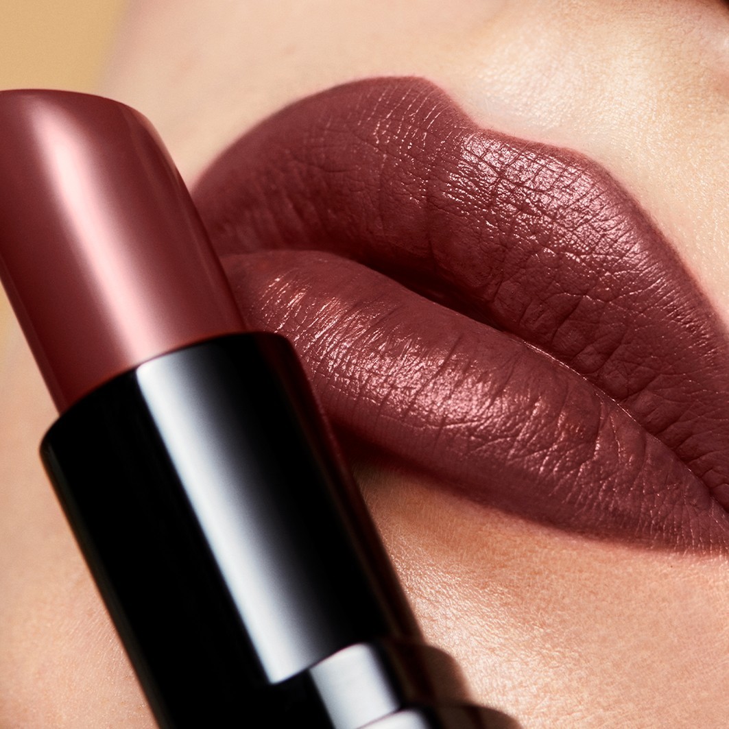 Bobbi Brown lūpu krāsas Luxe uzpildes iepakojums – 14,4 g