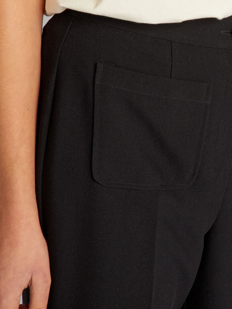 Rechte broek met 2 opgestikte zakken - zwart