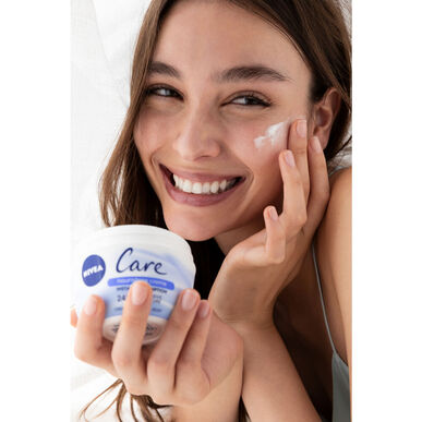 Nivea arc-, test- és kézápoló krém 200 ml