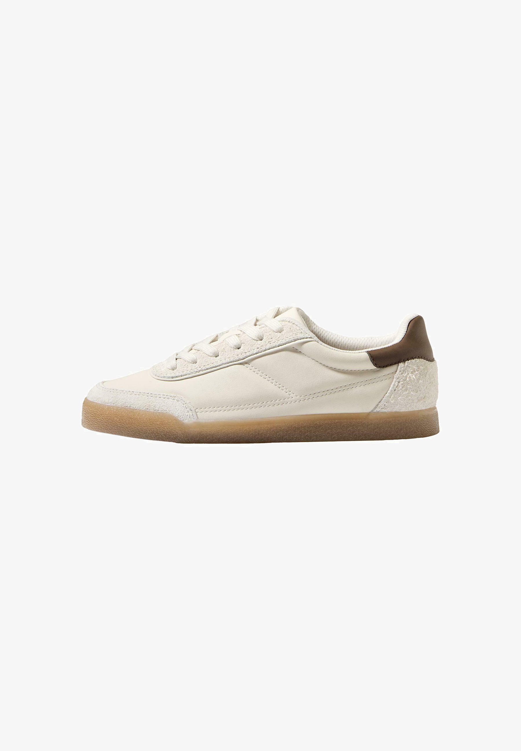 Baskets OYSHO - beiges