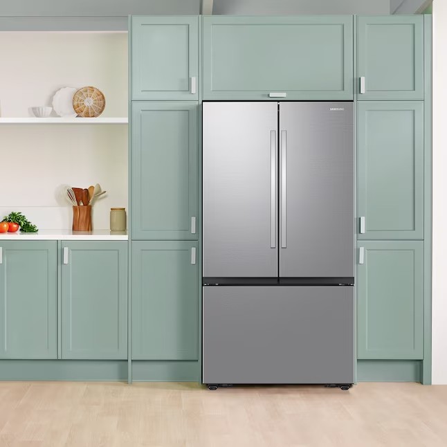 Samsung Mega Capacity 31.5 cu ft Smart French Door -jääkaappi kahdella jääpalakoneella (sormenjälkiä hylkivä ruostumaton teräs) ENERGY STAR