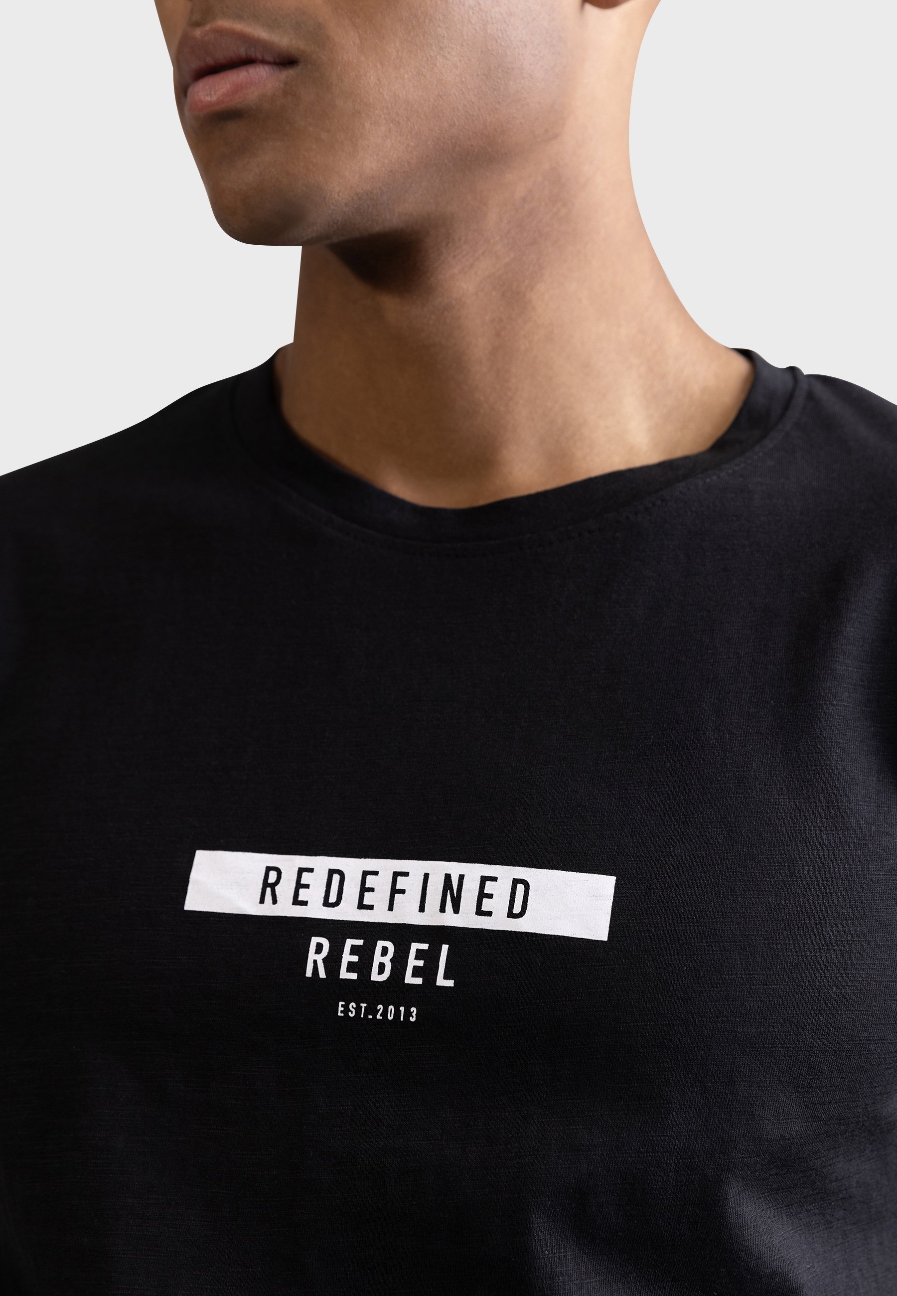 Redefined Rebel GUTI TEE - Bedrucktes T-Shirt - Schwarz
