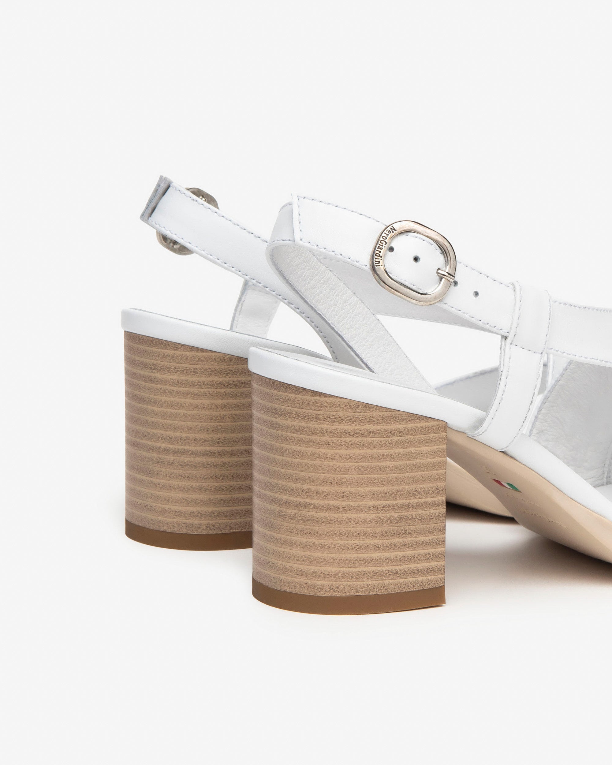  Damen-Ledersandalen