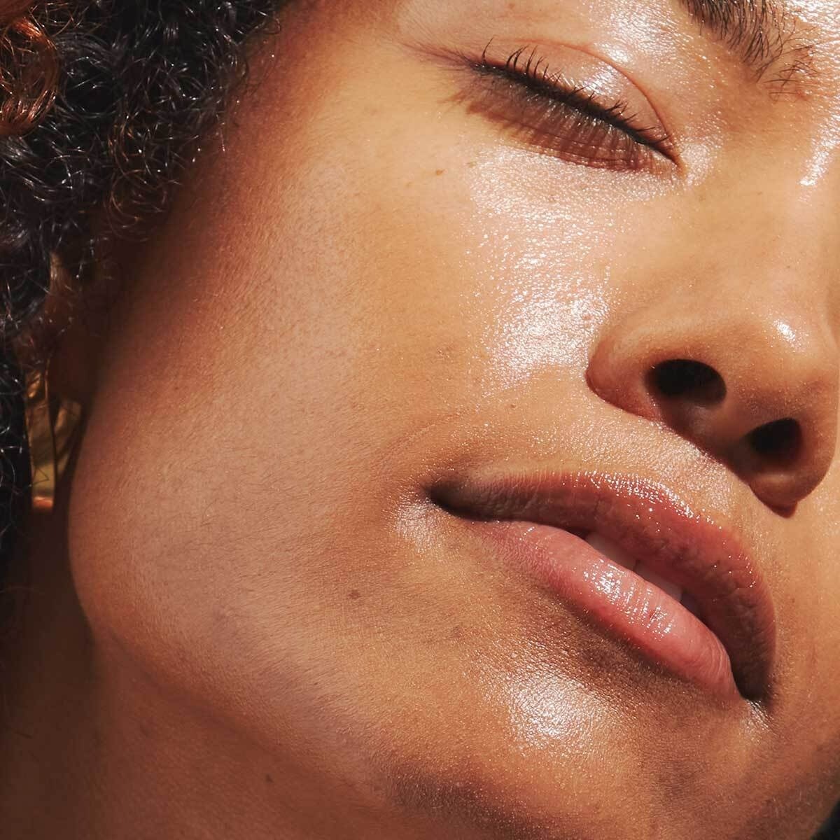 „Pai Skincare“ veido purškiklis su šimtmečio žiedų lotosu ir hialurono rūgštimi, apsauginis purškiklis – 100 ml