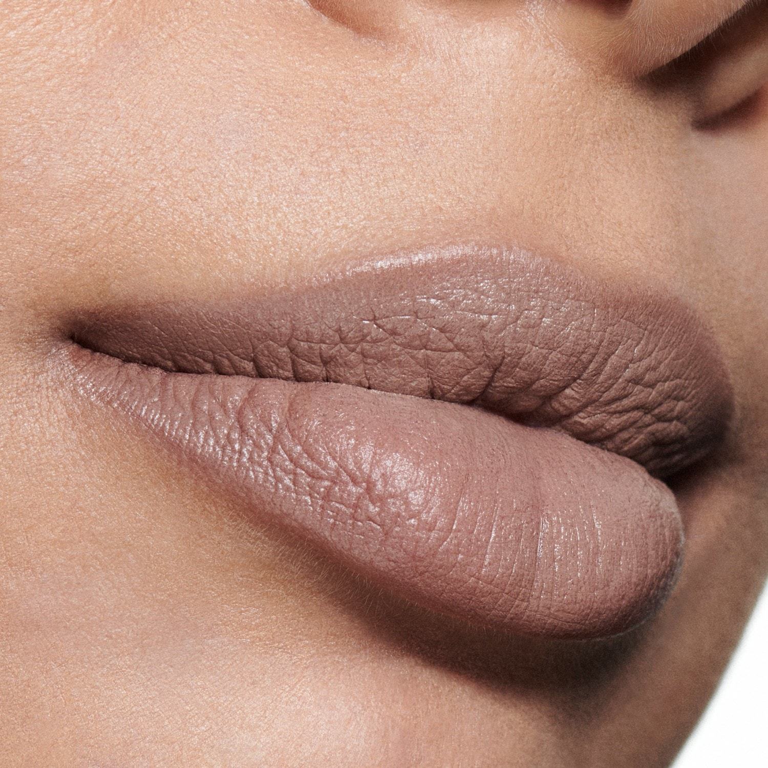 MAC lūpų dažai „Intimate Nudes“ MACximal Silky Matte – 3,5 g