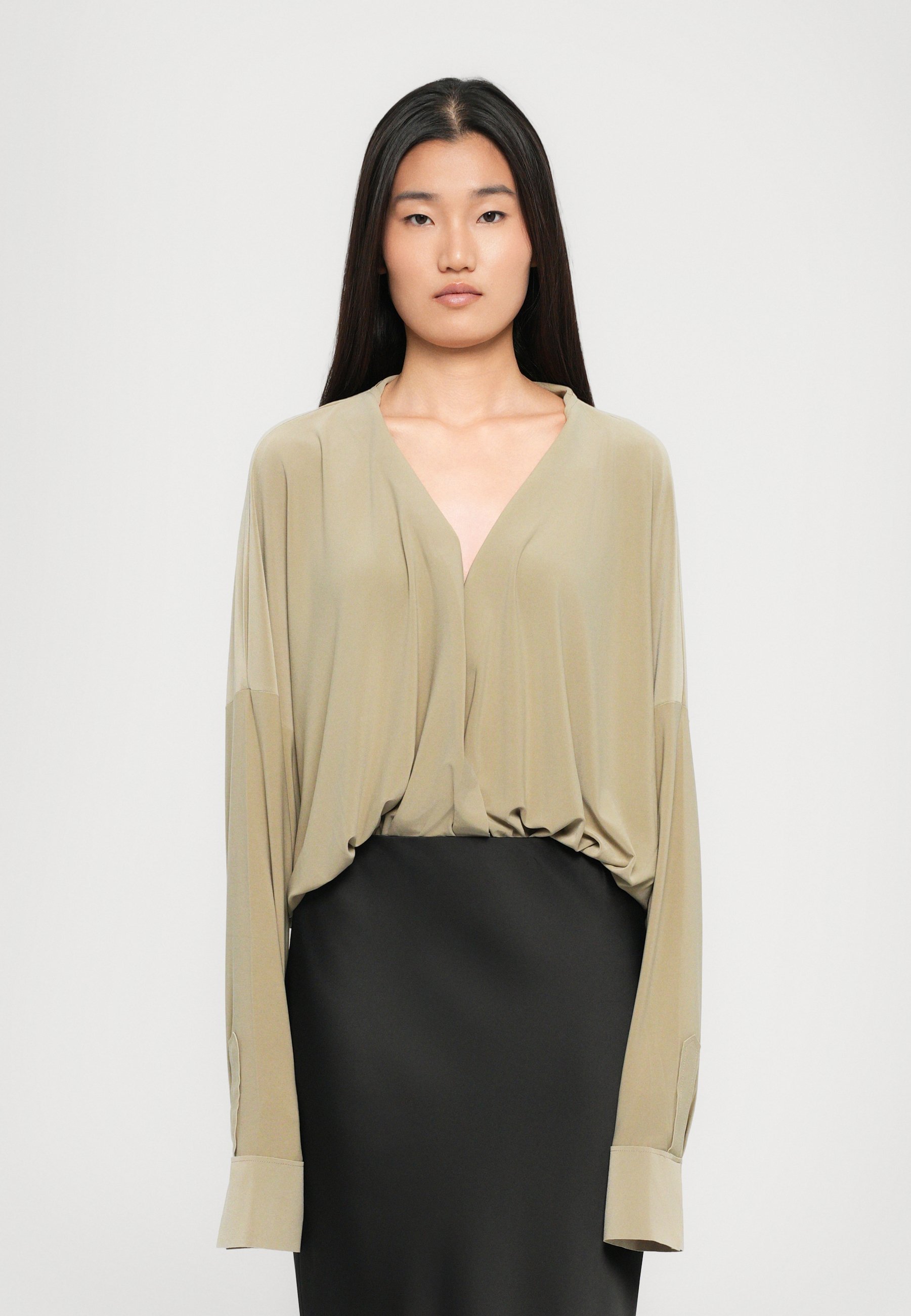 Norma Kamali SUPER OVERSIZED BOYFRIEND SHIRT - Pitkähihainen paita - kullanvärinen