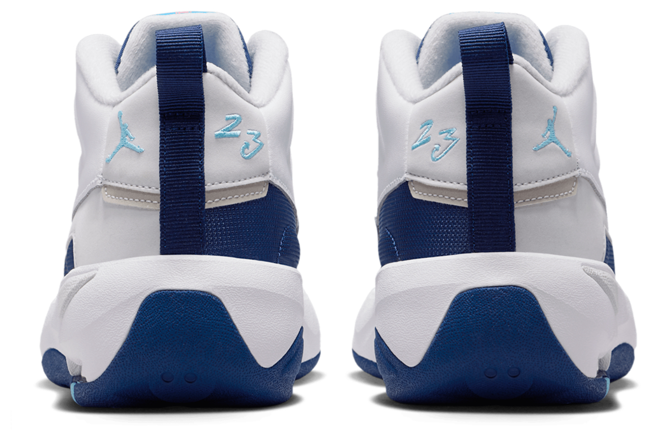 Jordan Max Aura 7