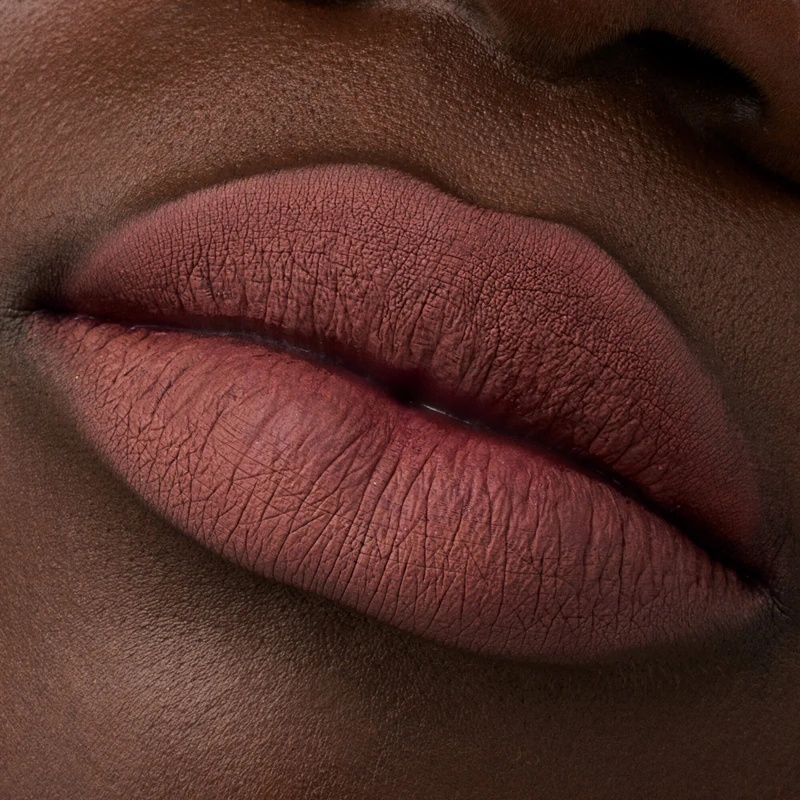 Catrice Plumping Lip Liner matēts lūpu zīmulis ar asināmo
