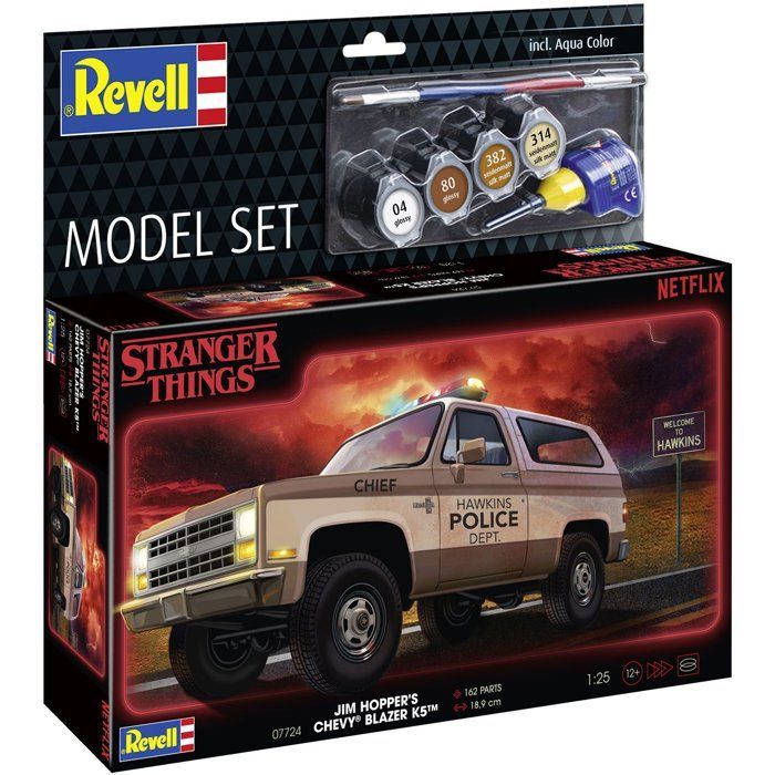 Maquette de voiture - REVELL - Model Set - Stranger Things - Chevrolet K5 Blazer - Avec colle, peintures et accessoires