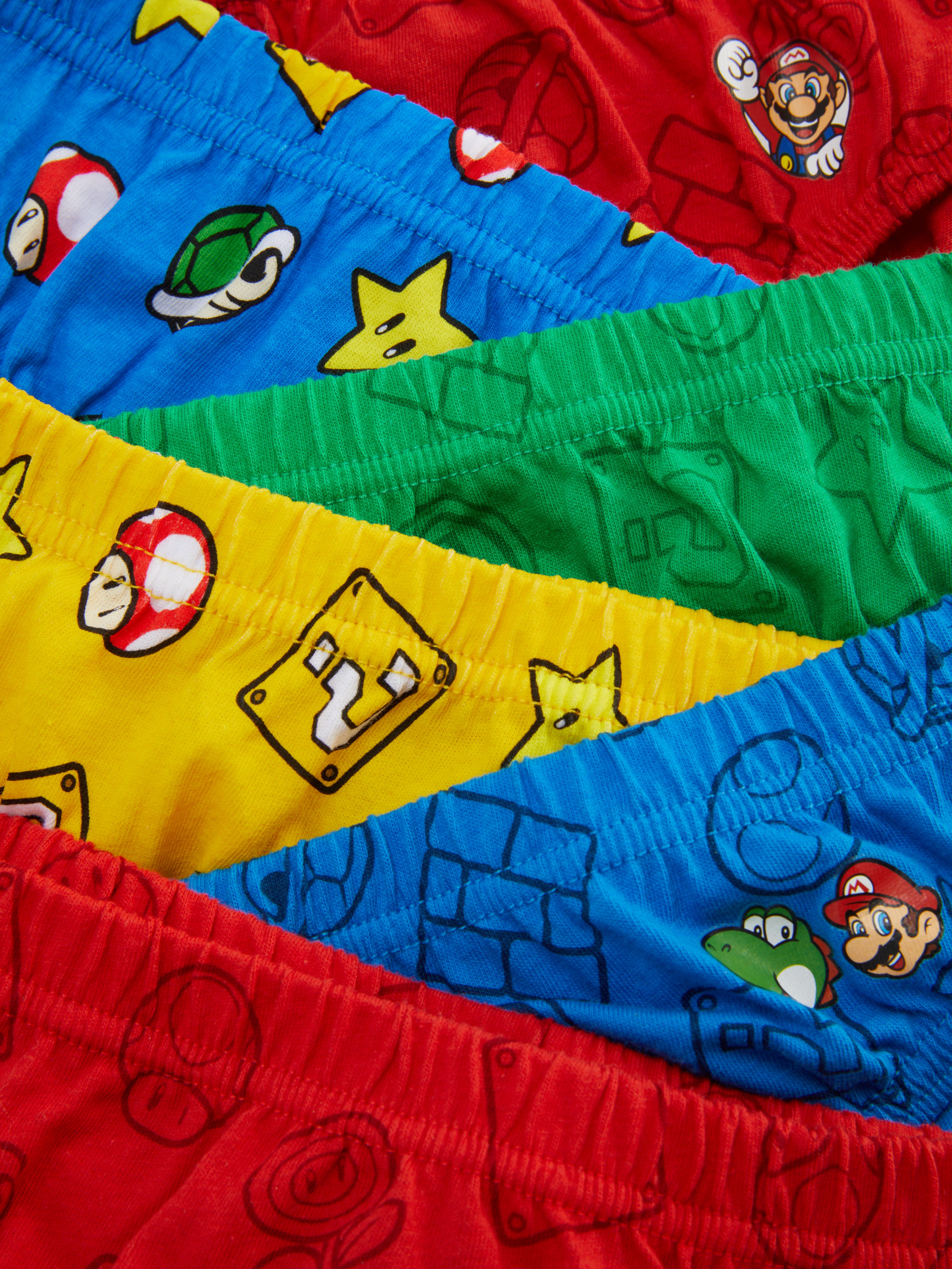 Chiloți Super Mario, set de 6 Șase chiloți Mario colorați cu modele distractive