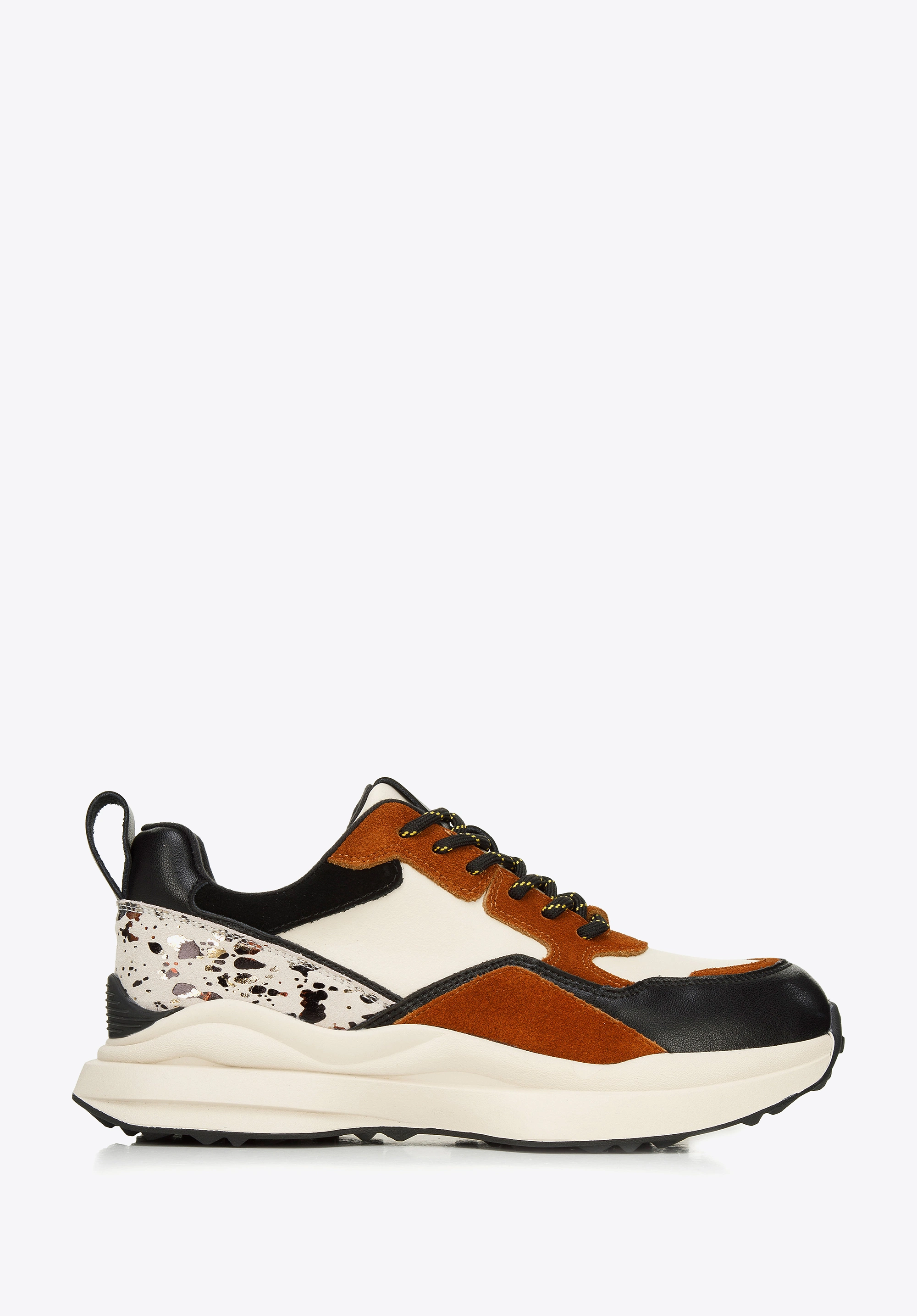 Damskie sneakersy z połyskującą wstawką brązowo-kremowe