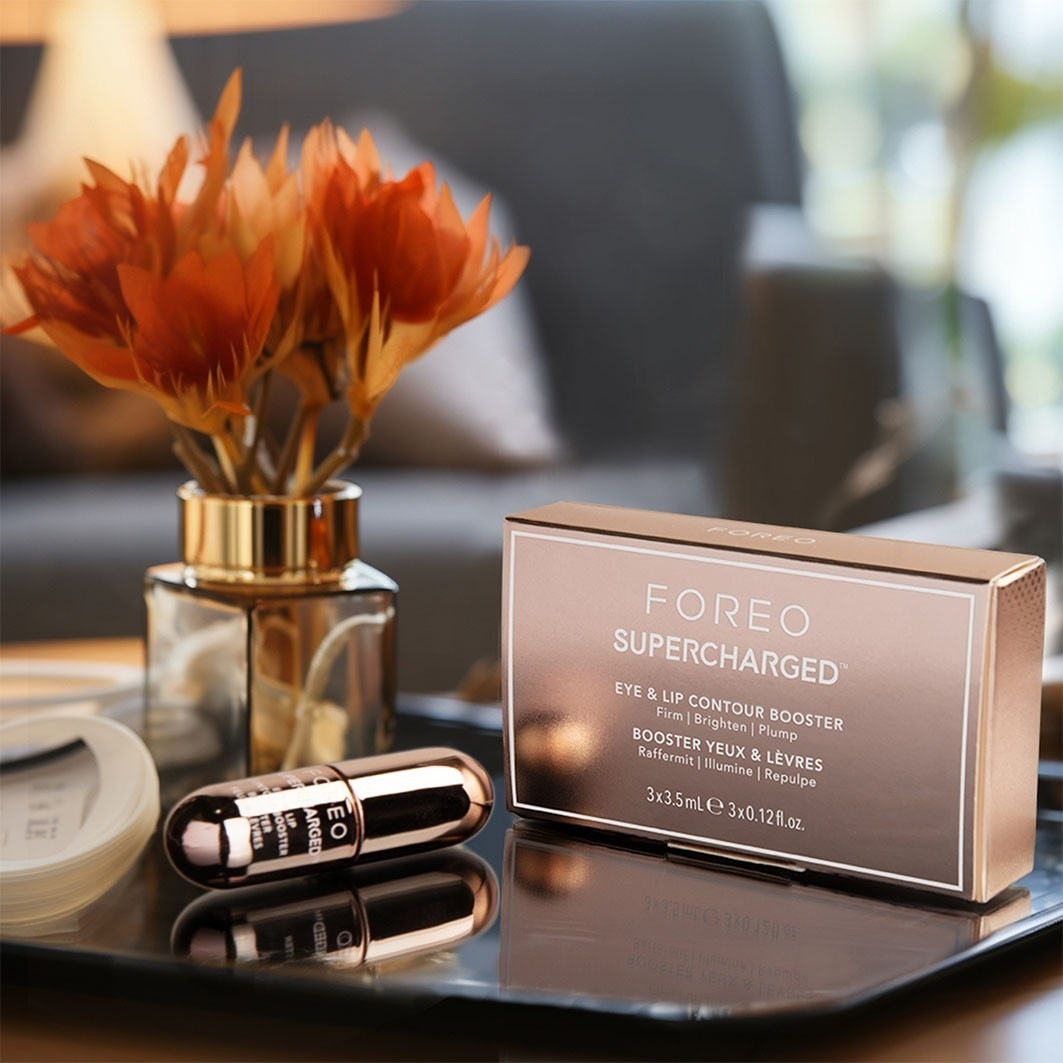 FOREO Serum protiv starenja za njegu kože SUPERCHARGED™ Pojačivač za područje oko očiju i usana -