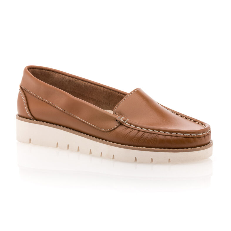 Naisten ruskeat loaferit/veneilykengät