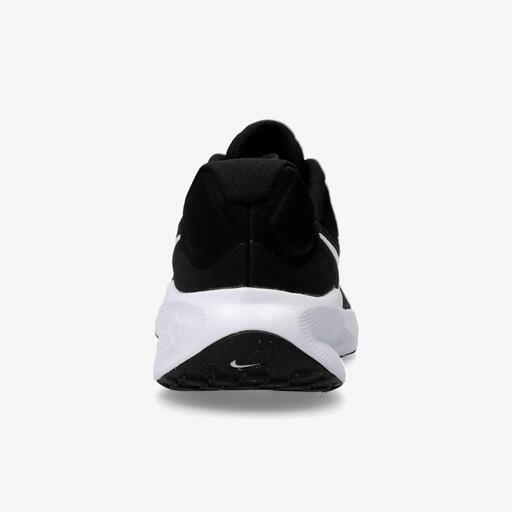  Nike Revolution 7