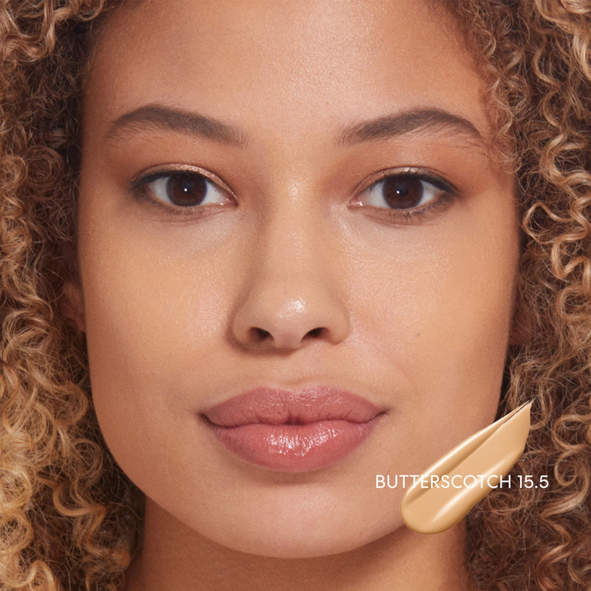 BarePRO® Performance Wear tekući puder SPF20 15,5 Butterscotch - bareMinerals