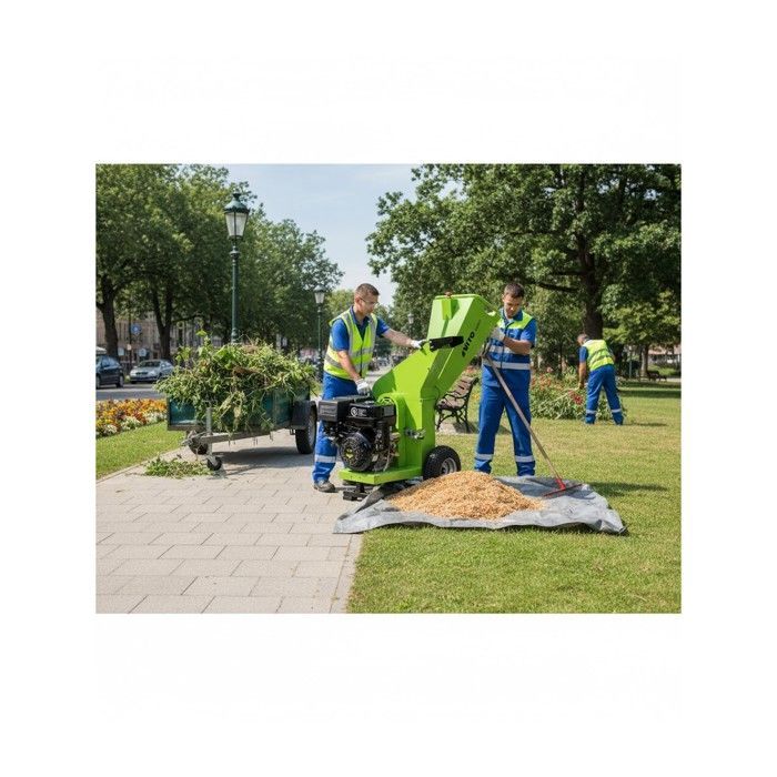 Broyeur de végétaux Thermique 15CV - 3 Lames de coupe - Branches Ø100mm Max Démarrage électrique Moteur 4T Poignées VITO
