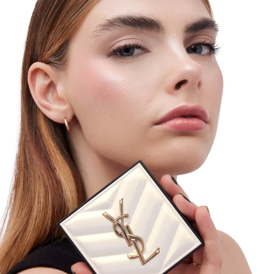 Rozjasňovač Yves Saint Lauren All Hours Hyper Luminize - 5 g