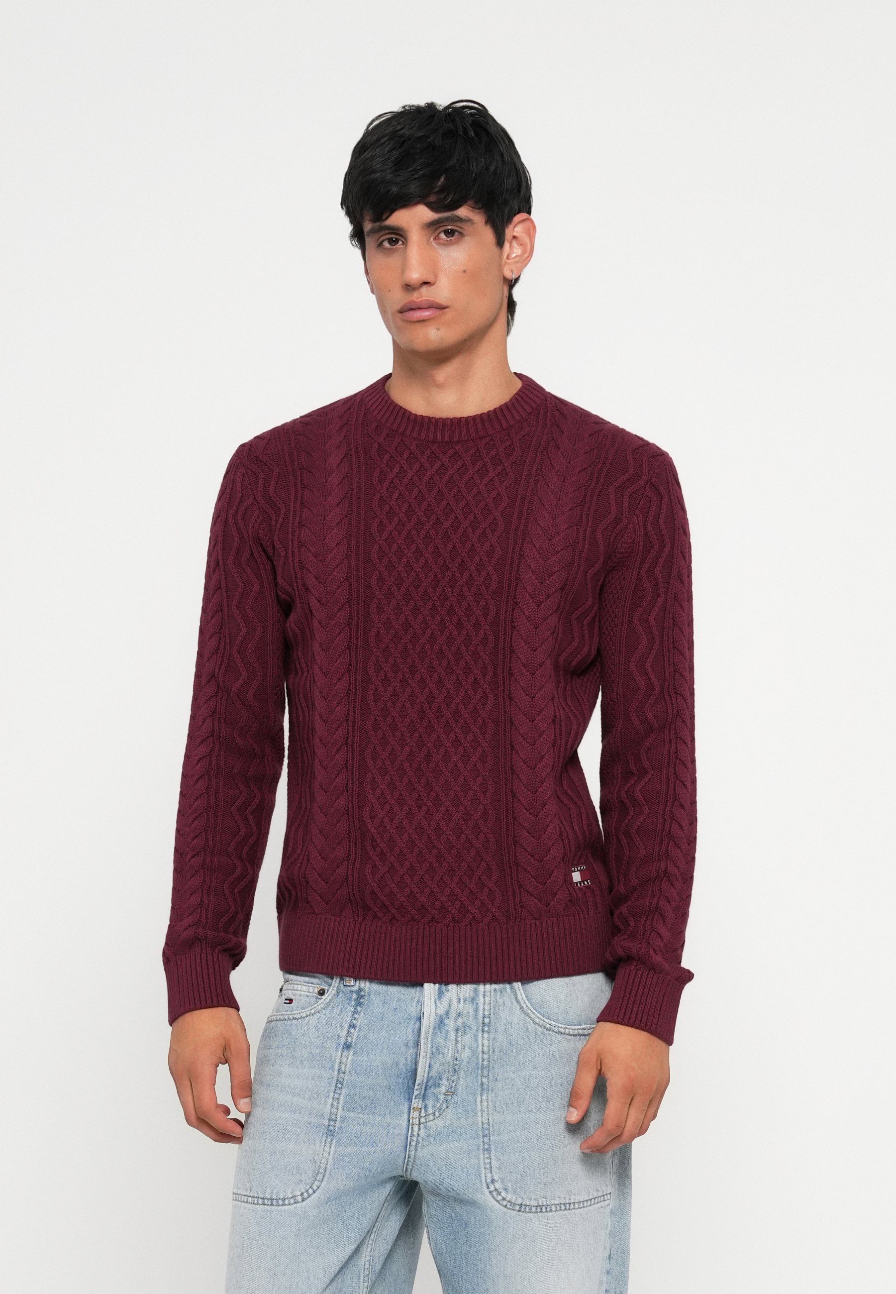 Tommy Jeans PLETENI DŽEMPER S OZNAKOM I KABLOM - Džemper - boja crnog vina