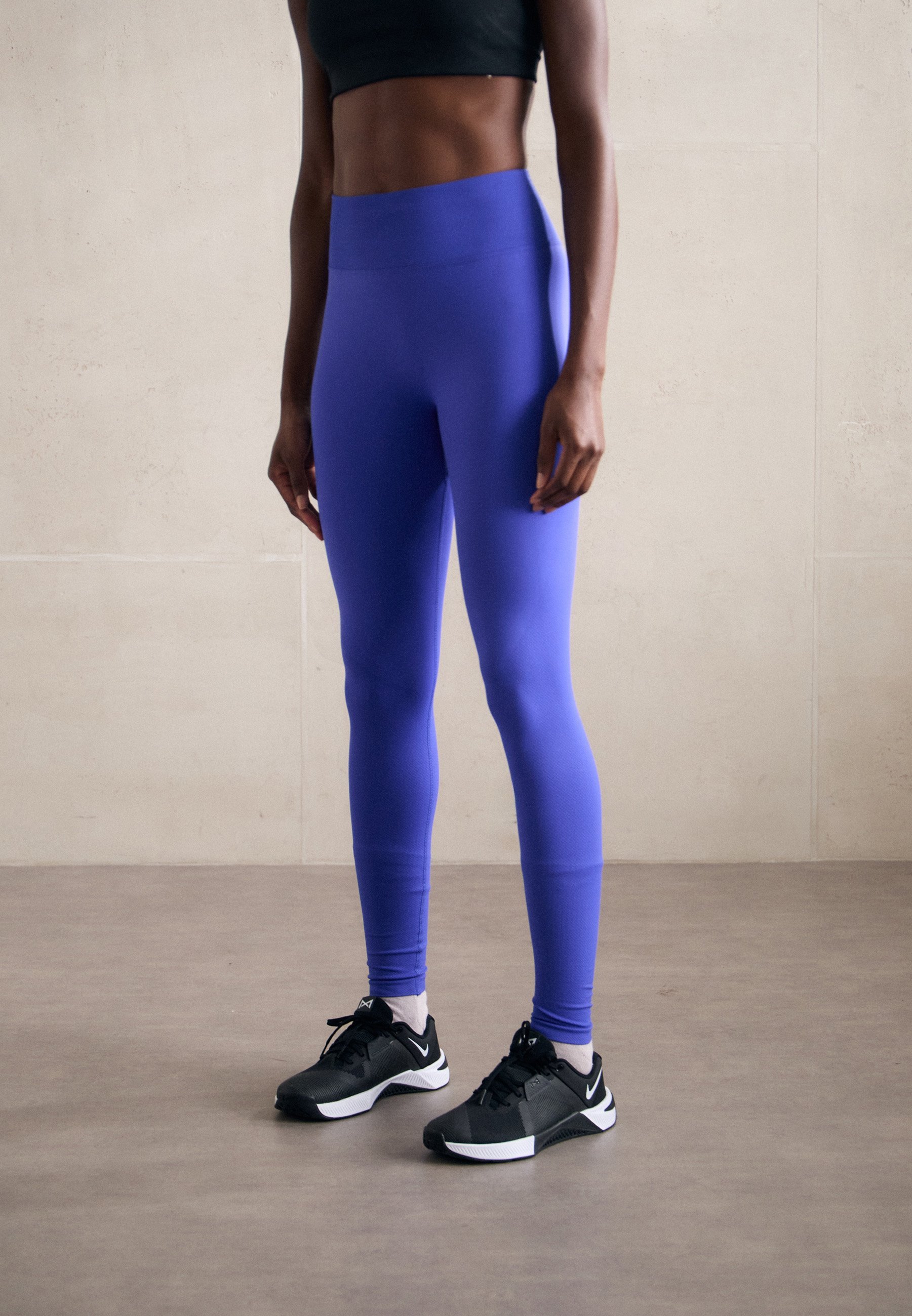 ICANI DEFINIEERT NAADLOZE V-VORM - Leggings - virtueel blauw