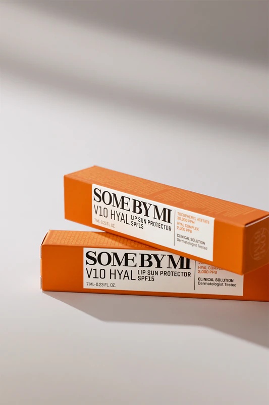 „Some By Mi V10 Hyal“ lūpų apsauga nuo SPF 15