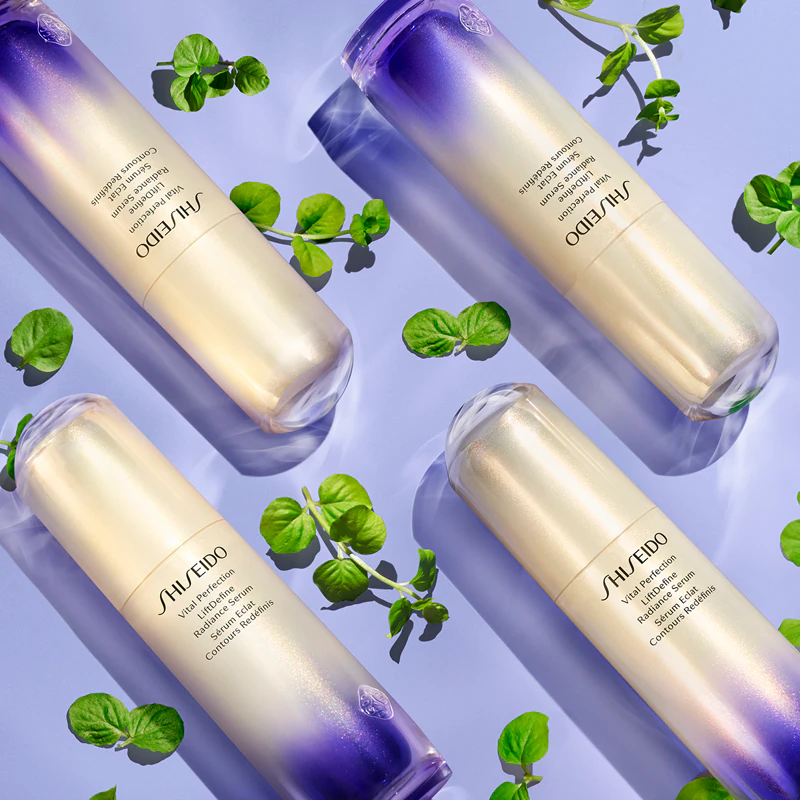Zpevňující sérum Shiseido Vital Perfection Liftdefine Radiance Serum pro mladistvý vzhled