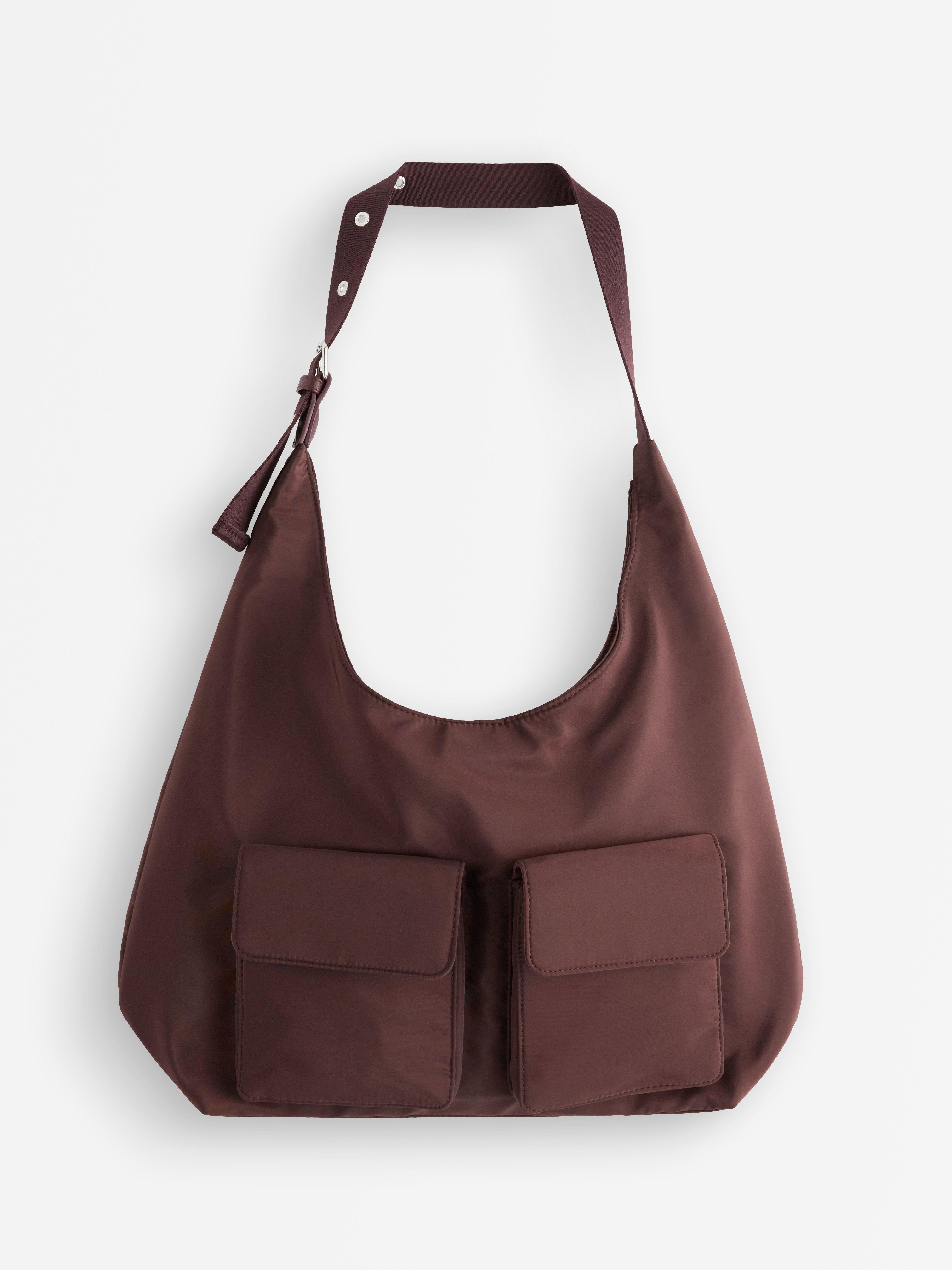 Bolso de hombro marrón oscuro
