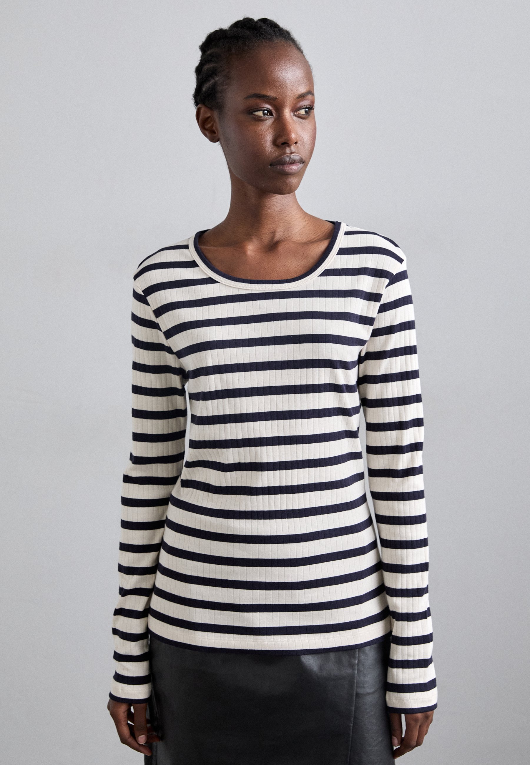 MUNTHE JOTE - Maglia a maniche lunghe - blu navy