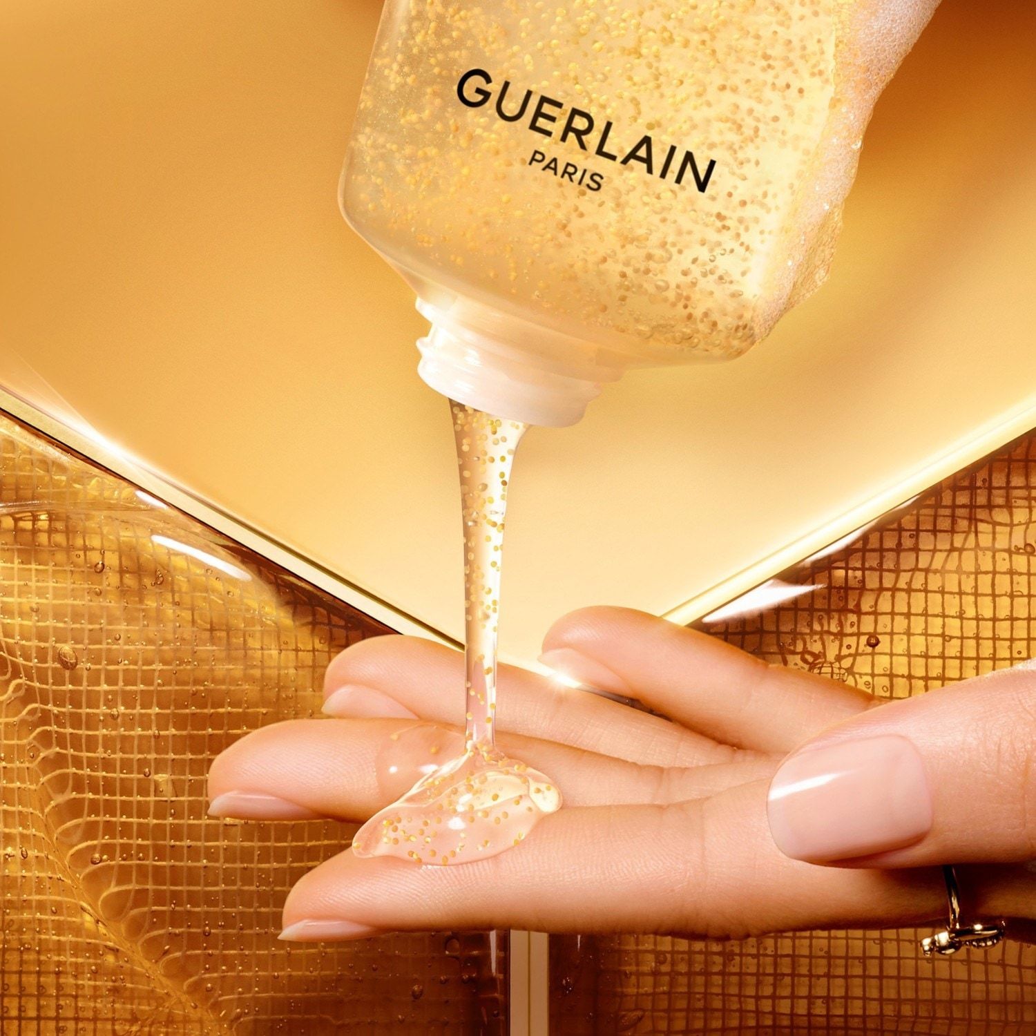 Guerlain Abeille Royale veido valymo putos - 175 ml