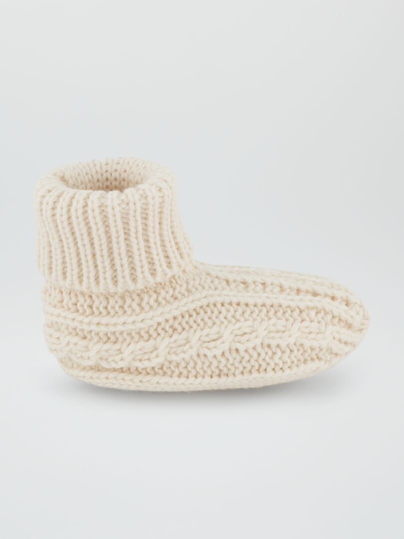 Pantuflas de punto de ganchillo - Beige