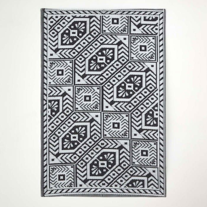 Tapis extérieur jardin imperméable, réversible et résistant UV - Noir et blanc - Géométrique - 182 x 122 cm
