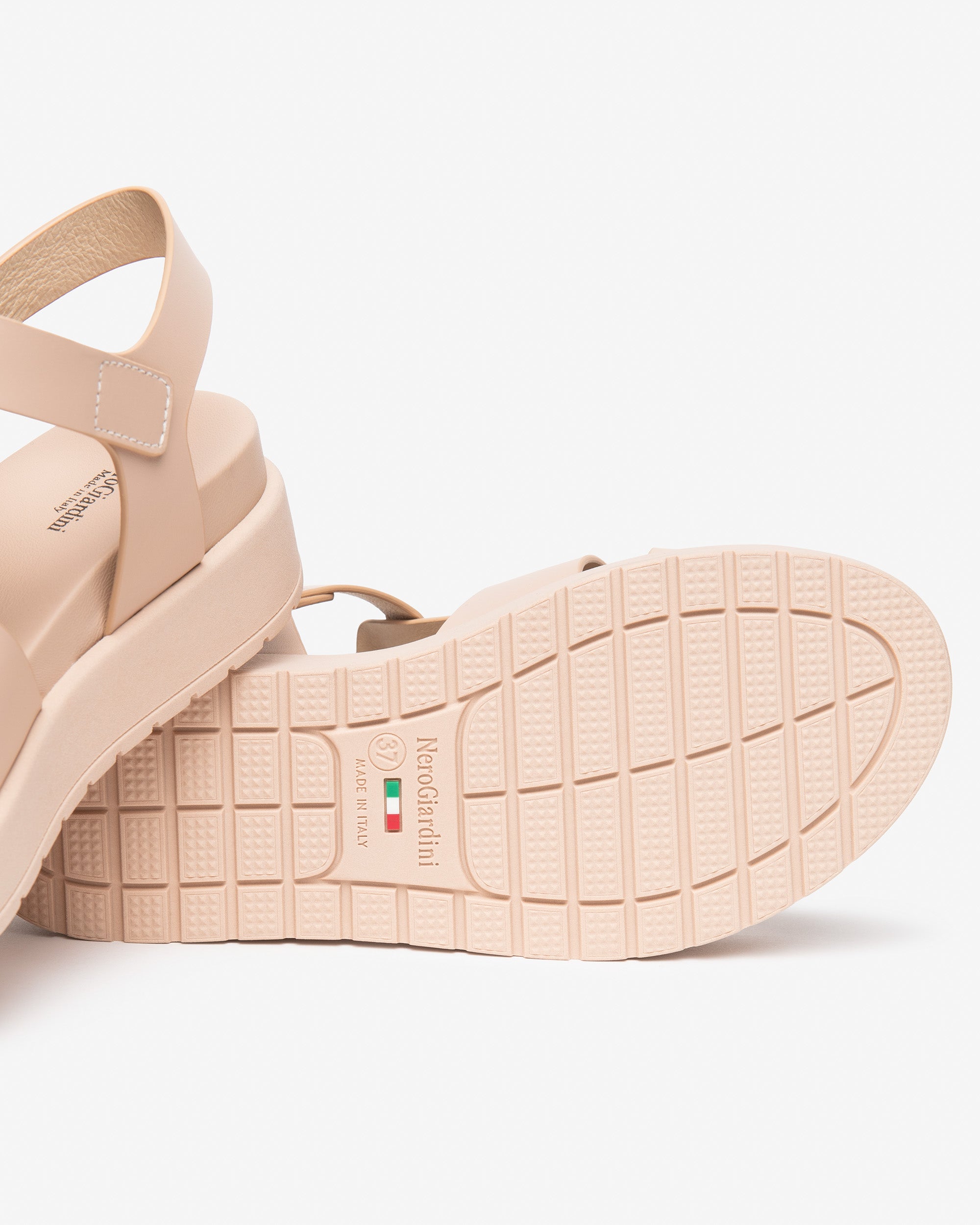  Damen-Ledersandalen