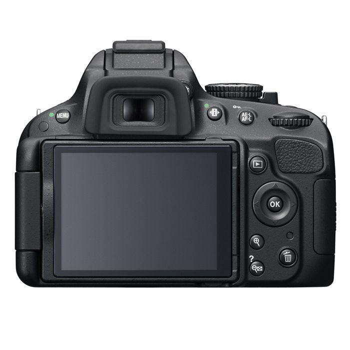 Fotocamera reflex digitale Nikon D5100 + obiettivo 18-55 mm + obiettivo 55-200 mm