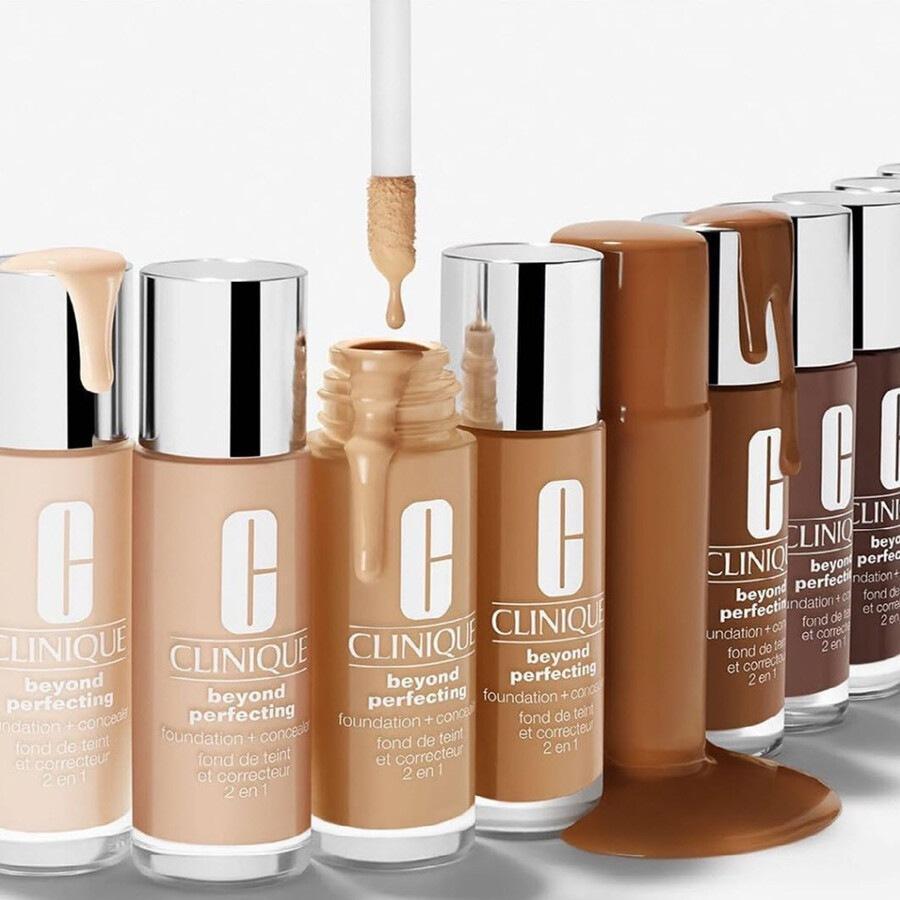 „Clinique Beyond Perfecting“ makiažo pagrindas + maskuoklis – 30 ml