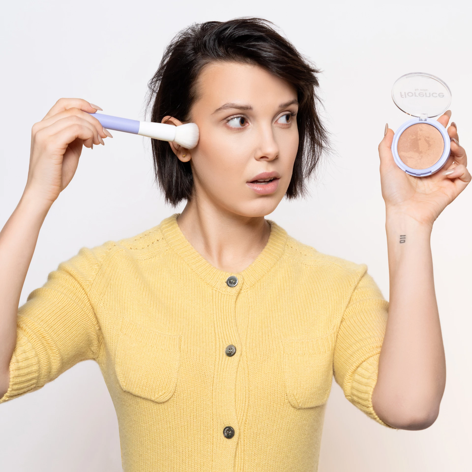 Out Of This Whirled Marble Bronzer Meleg tónusok - Florence By Mills