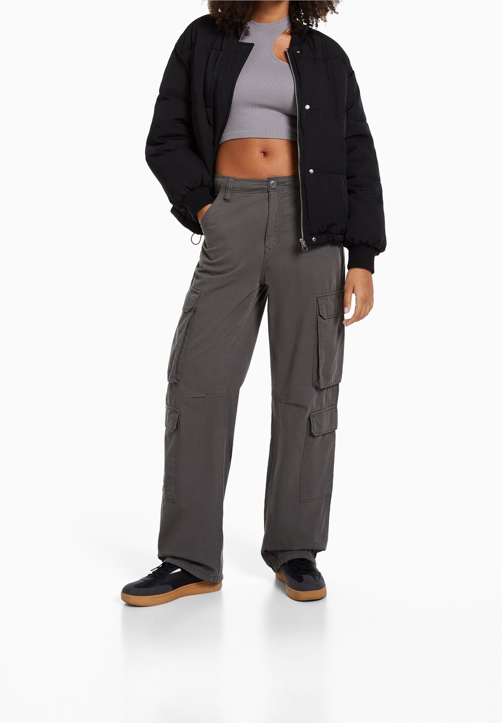 Bershka cargobroek - donkergrijs