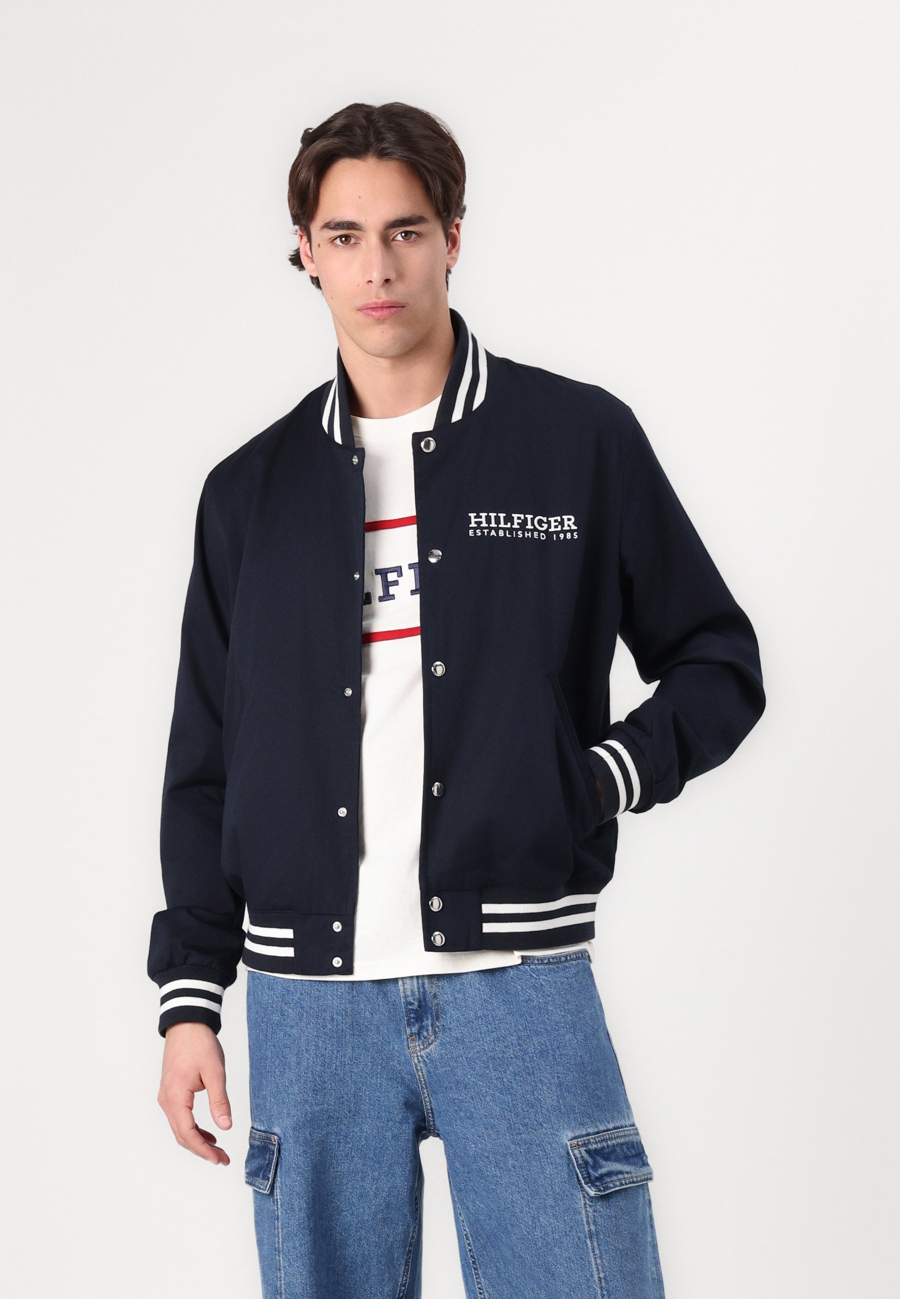 Tommy Hilfiger AMERICANA VARSITY JACKET UNISEX - Bomberjacke - Wüstenhimmel