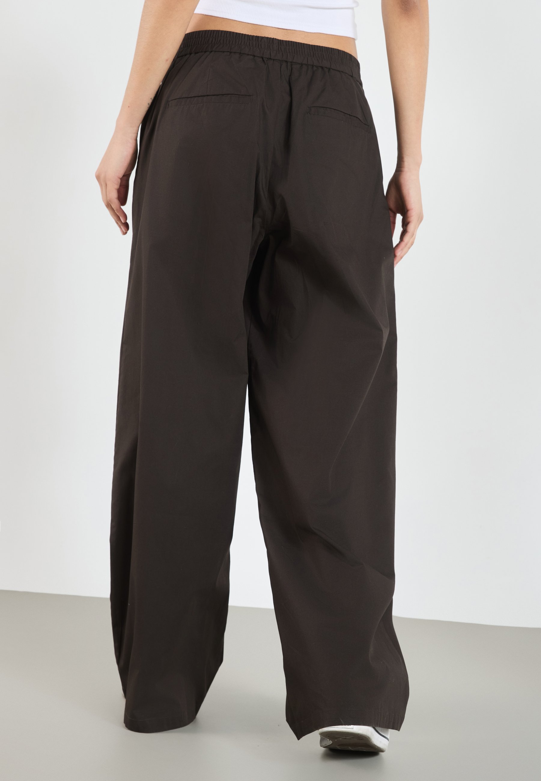 YOURTURN UNISEX - Pantaloni - marroni