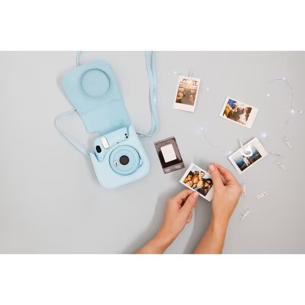 Sada fotoaparátov Fujifilm Instax Mini 11 v nebesky modrej farbe