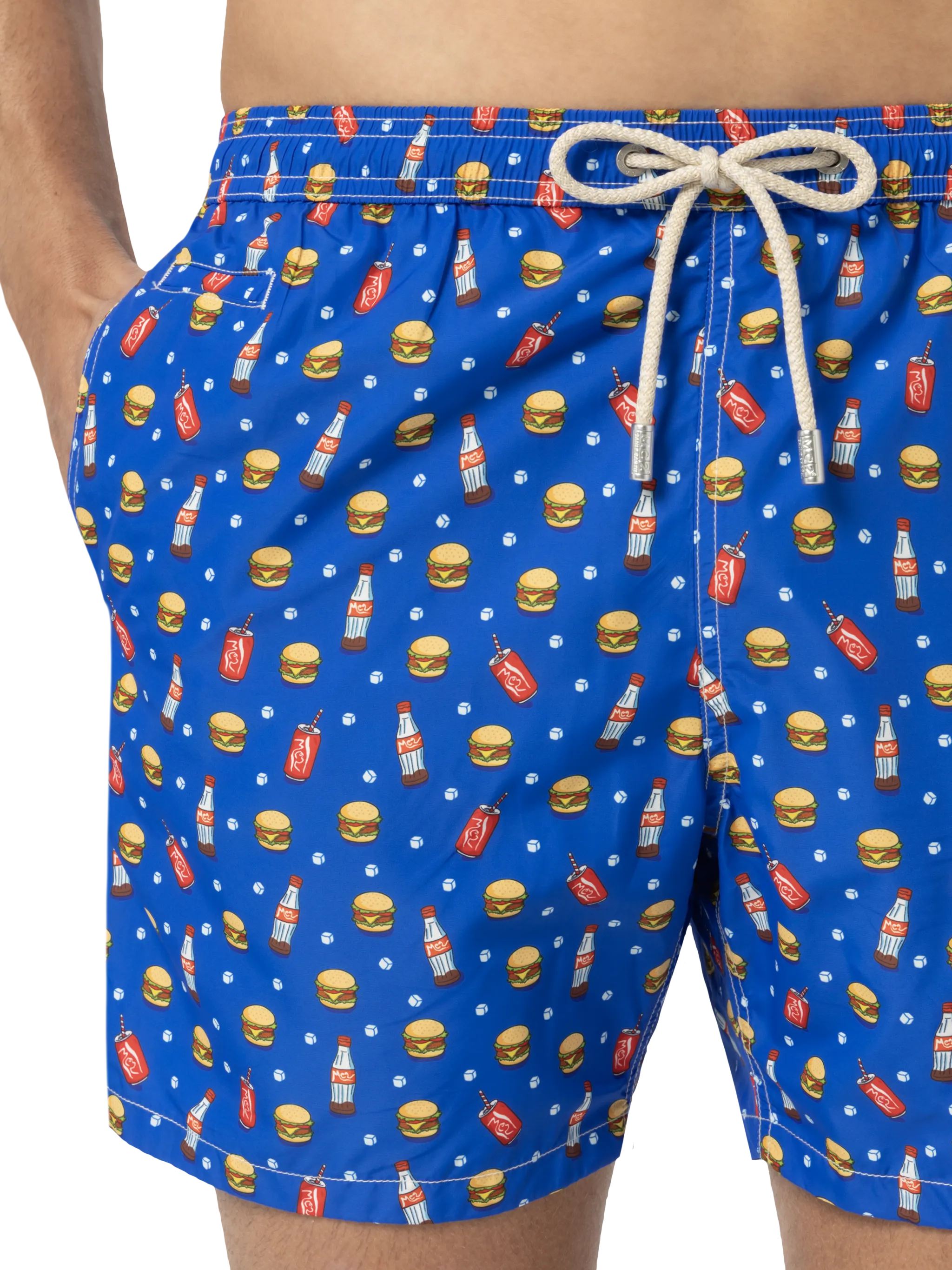 Traje de baño ligero de tejido ligero con estampado de comida rápida.