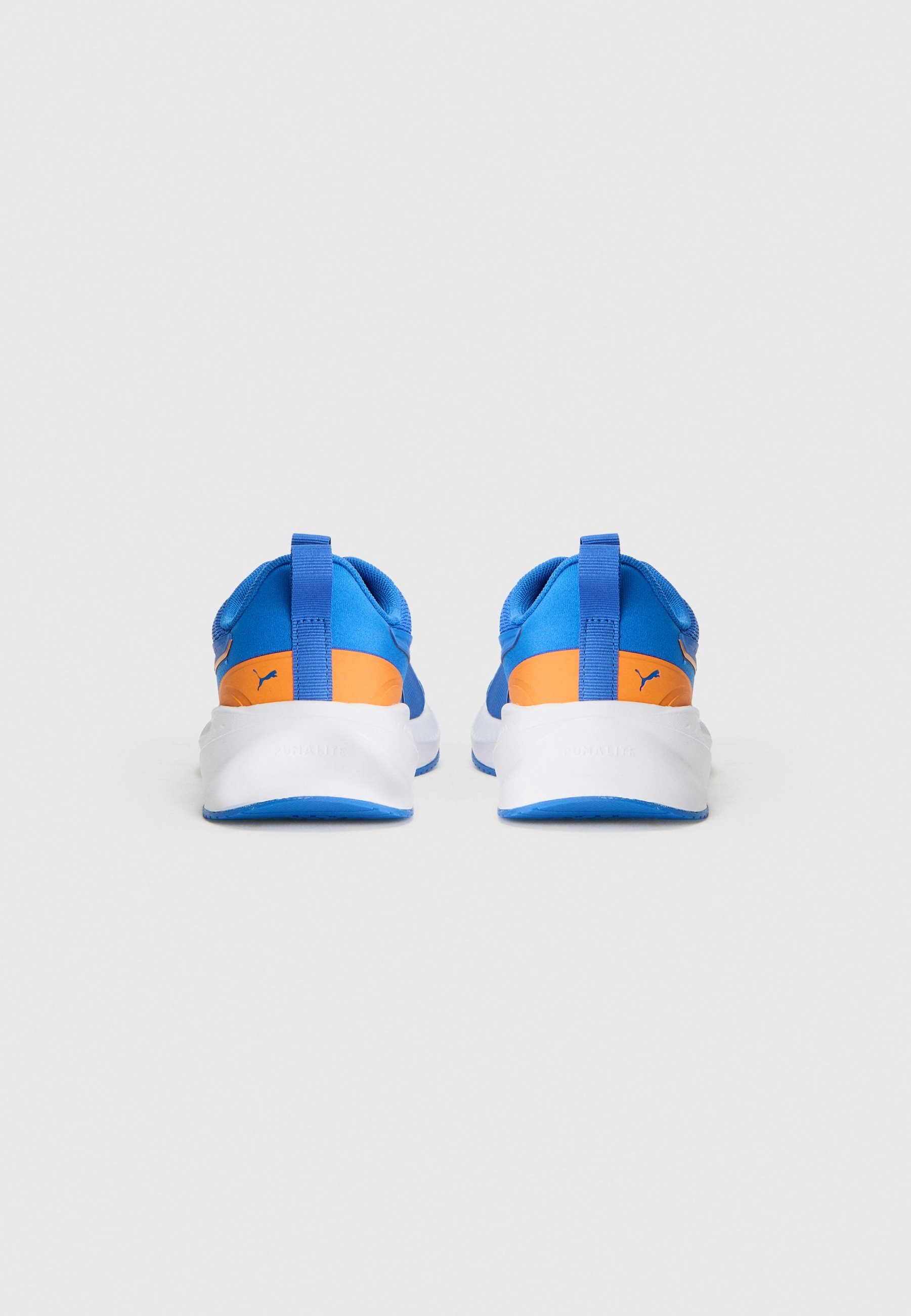 Puma FLYER LITE 3 UNISEXE - Chaussures de course sur route - bleu montagne/blanc