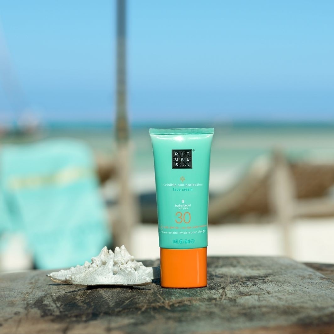 Rituals krema za sunčanje „Ritual karme“ – krema za lice sa zaštitnim faktorom 30 – 50 ml