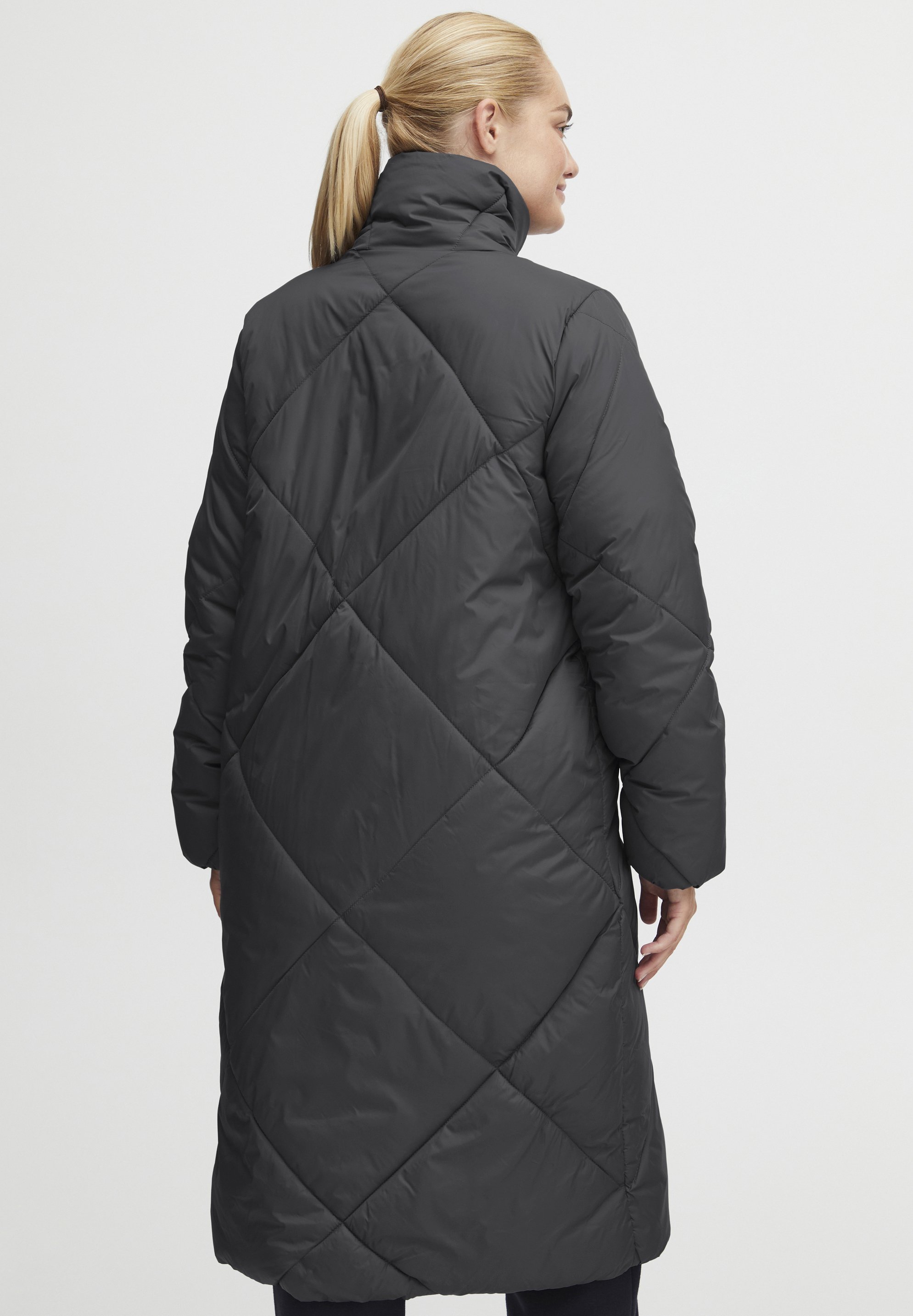 Oxmo OXBONNIE - Winterjas - zwart parelmoer