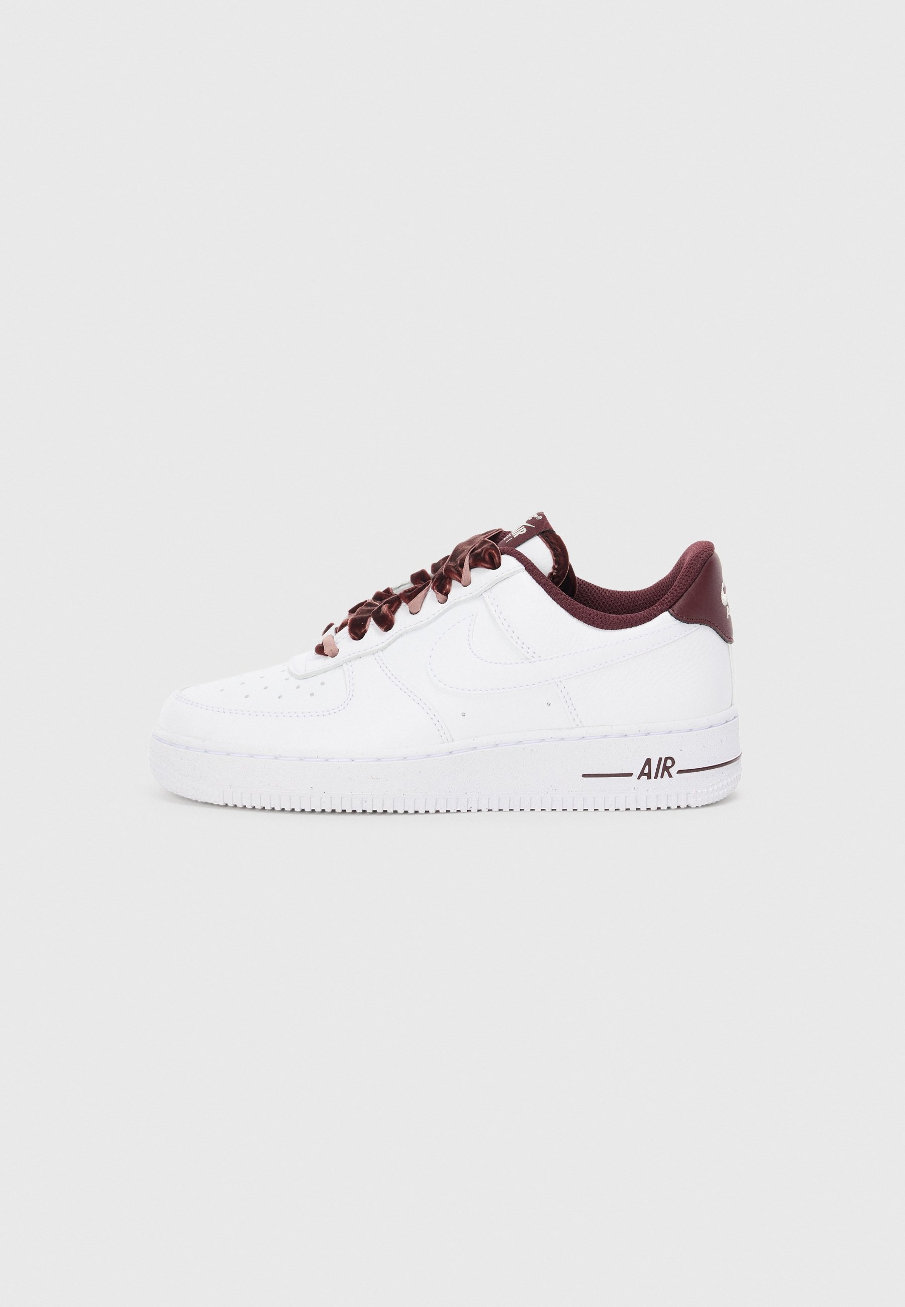 Nike Sportswear -matalavartiset lenkkarit