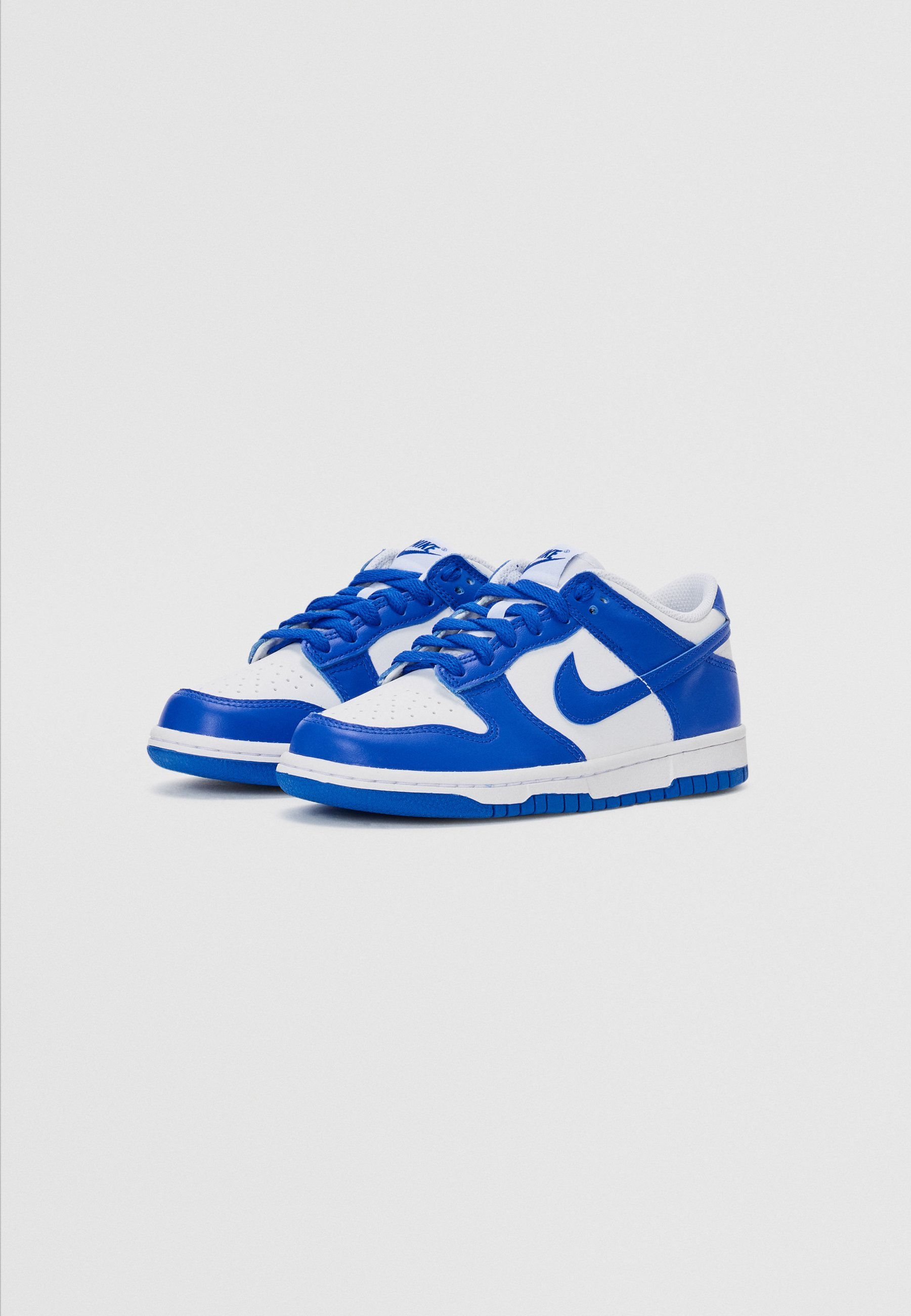 Nike Sportswear DUNK LOW UNISEX - Scarpe da ginnastica - bianco/blu royal