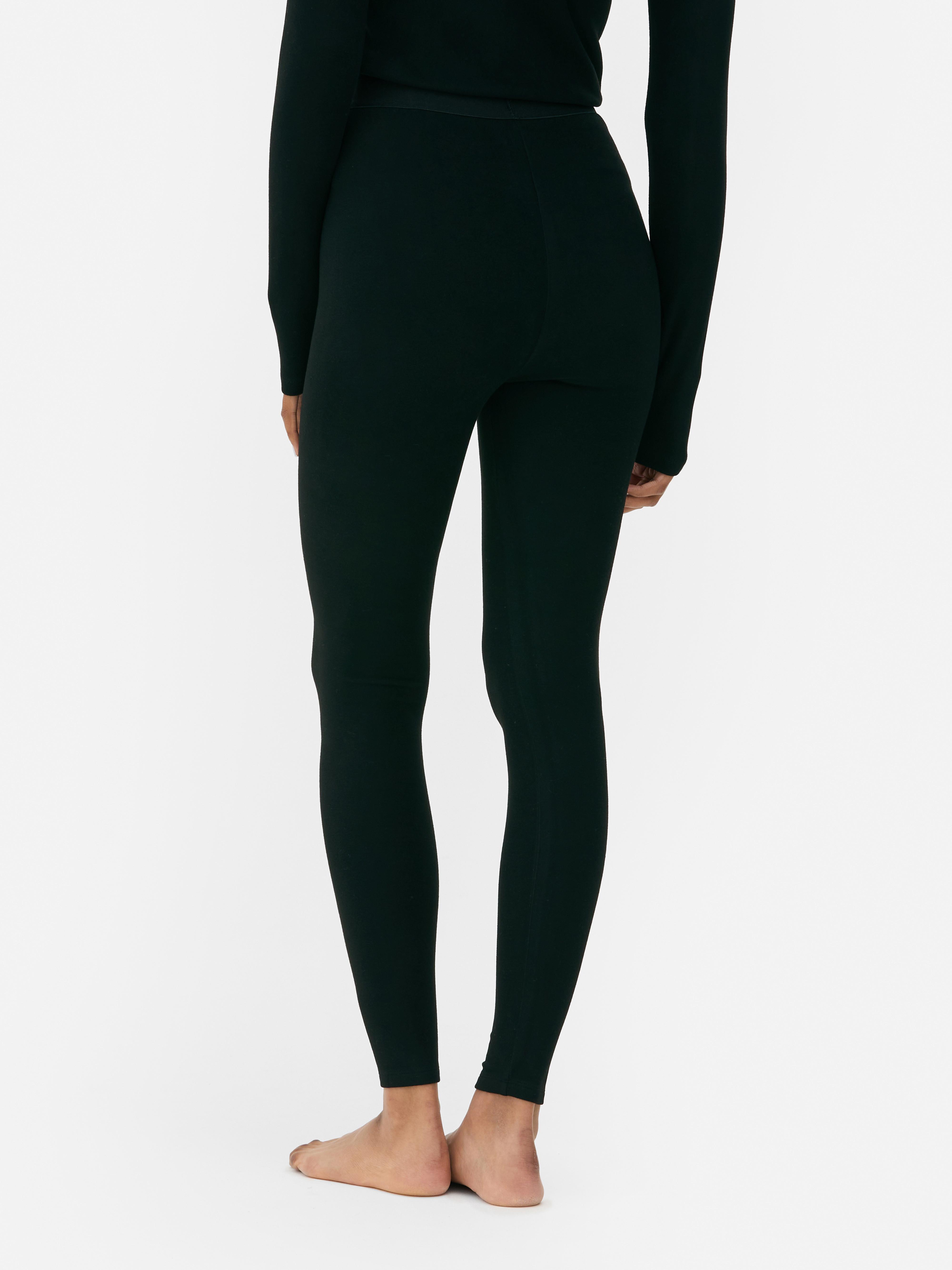 Thermofleece-Leggings. Hochgeschnittene Fleece-Leggings mit figurbetonter Silhouette.