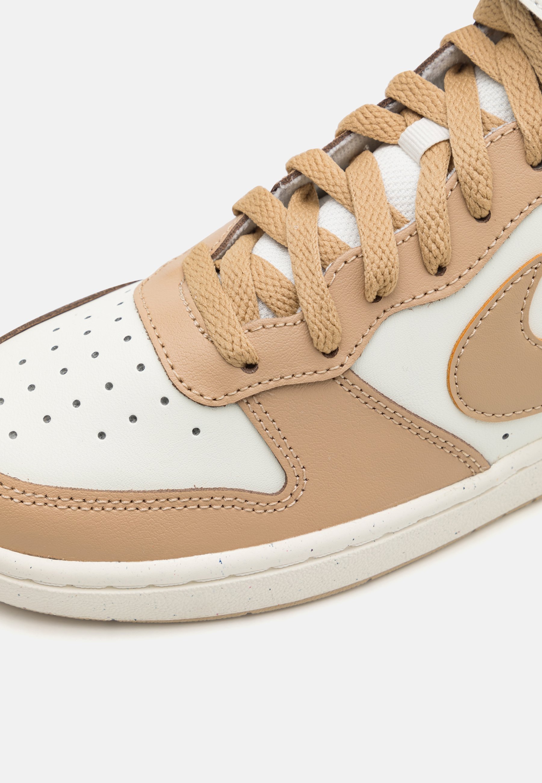 Nike Sportswear COURT BOROUGH MID 2 UNISEX – High-Top-Sneaker – Hellelfenbein/Hanf/Segelblau