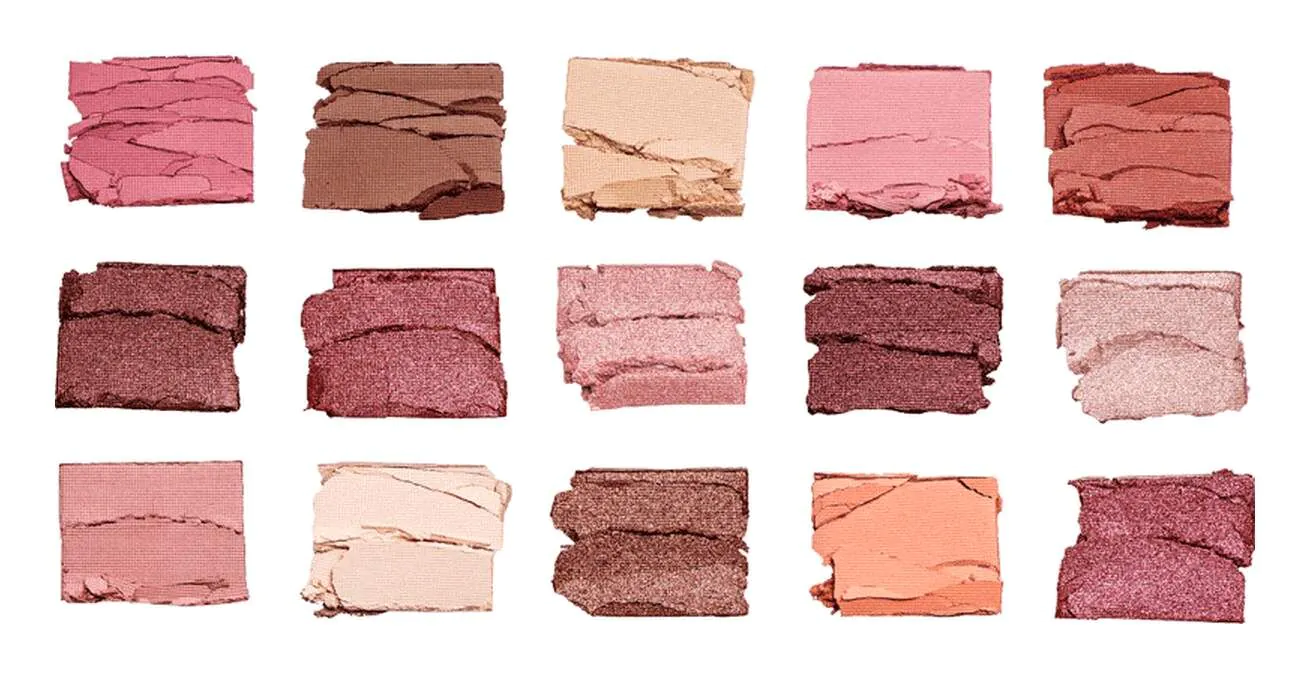 MAKEUP REVOLUTION Reloaded Paleta cieni Provocative 15,2g